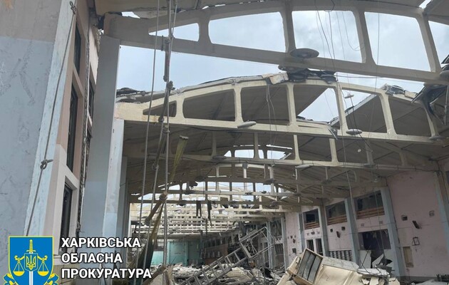 Российские оккупанты разрушили известный спортивный комплекс в Харькове