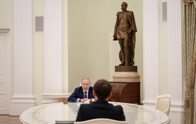 СМИ рассекретили содержание разговора Макрона и Путина за считанные дни до вторжения в Украину
