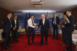 Джонсон и Макрон на саммите G7 договорились усилить военную помощь Украине