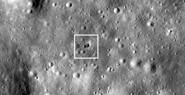 Ученые нашли на Луне кратер от врезавшейся в нее ракеты