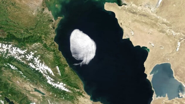 Незвичайна хмара розвіялася через кілька годин