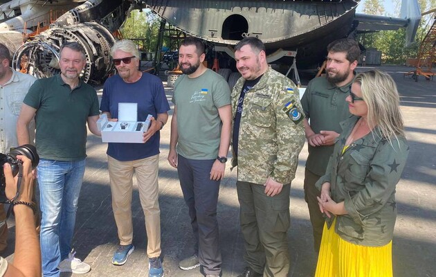 Річард Бренсон відвідав Гостомель