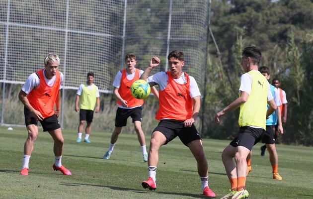 "Шахтар" проведе збір у двох містах Нідерландів