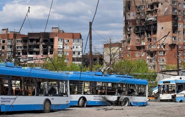 Войска РФ уничтожили почти всю инфраструктуру общественного транспорта в Мариуполе – городская рада