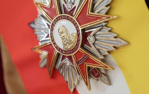 Борис Джонсон получил орден и стал почетным гражданином Одессы