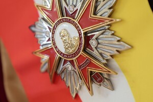 Борис Джонсон отримав орден і став почесним громадянином Одеси