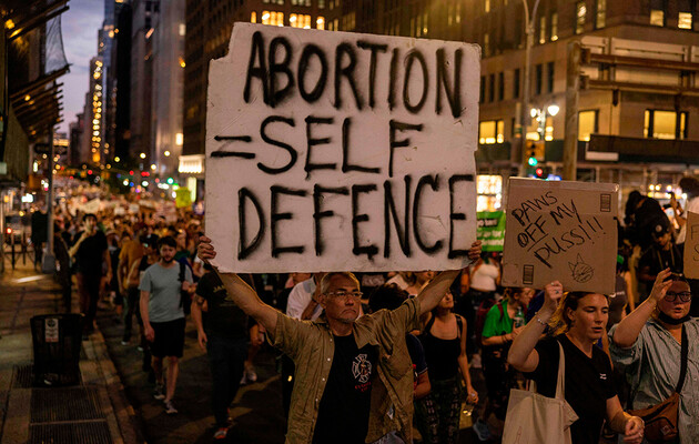 Байден прогнозирует аресты женщин за пересечение границ штатов с целью сделать аборт