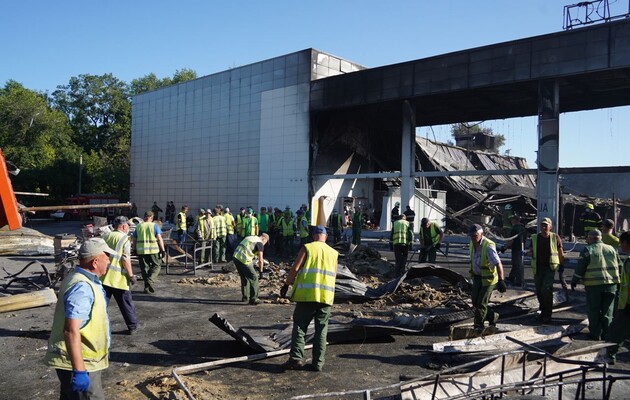 Ракетный удар по ТРЦ в Кременчуге: погибли и пропали без вести 22 человека