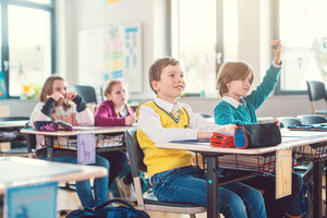 Знову до школи: в Україні школярі можуть навчатися у декілька змін