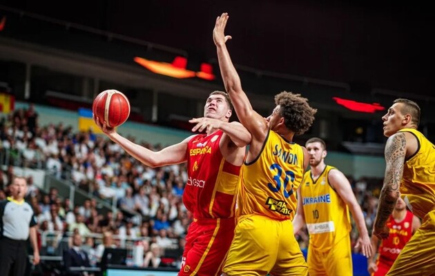 Сборная Украины по баскетболу минимально проиграла Испании в квалификации на ЧМ-2023
