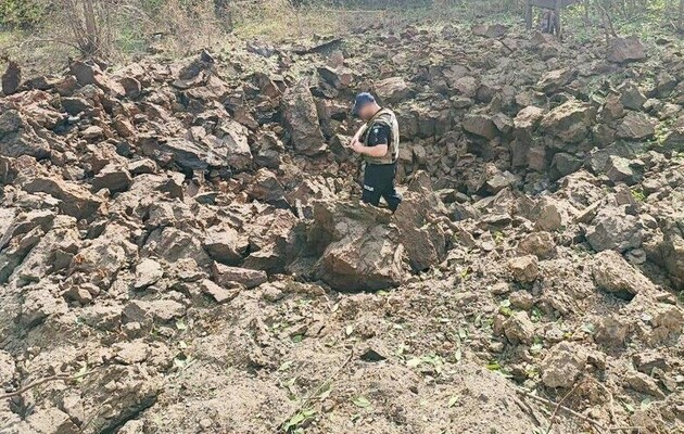 Обстрел Николаевской области: повреждены жилые дома и железная дорога 