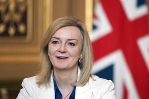 Ліз Трасс подала свою кандидатуру на пост прем'єр-міністра Великої Британії