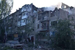 Усього 24 «прильоти» по будинках, школах і лікарнях: росіяни увесь день обстрілювали Миколаїв