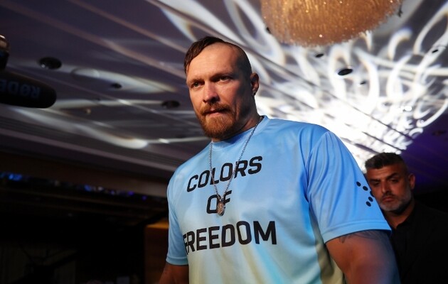 Усик провел благотворительный вечер в Лондоне