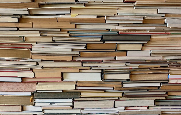 Книговидавці закликають президента підписати закон про заборону ввезення літератури з РФ
