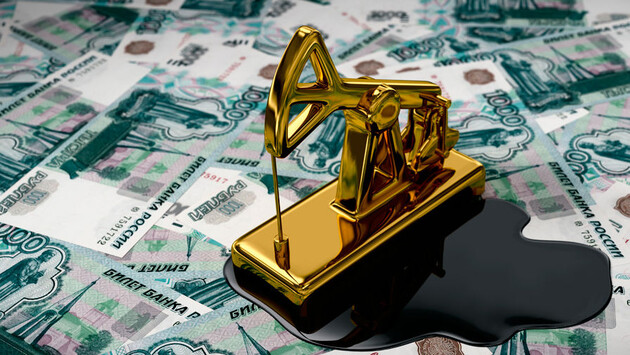 Цены на нефть упали после мощного скачка в понедельник — Reuters