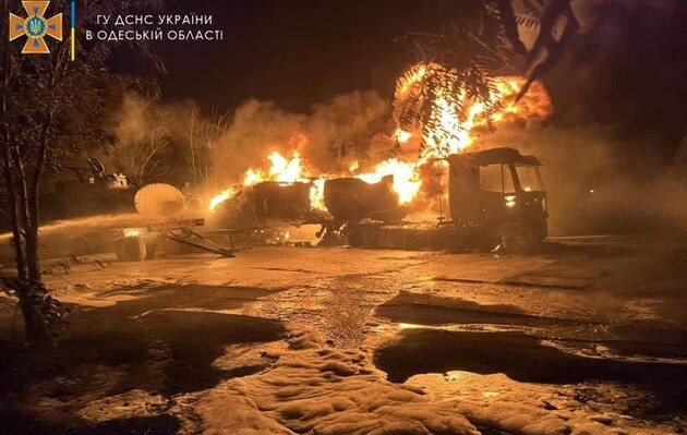 Пожар в Рени: в порту взорвался бензовоз, есть жертвы