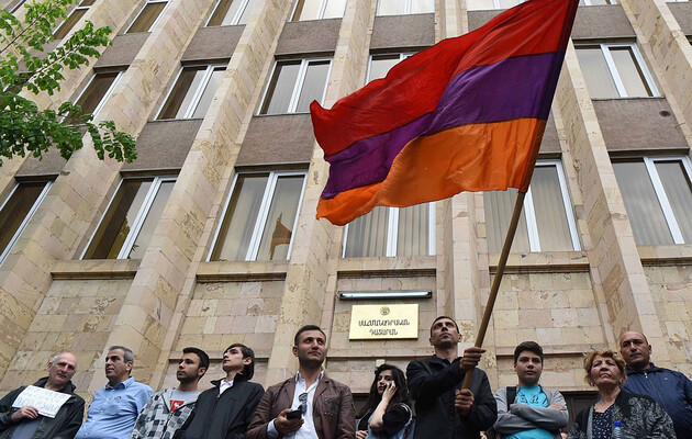 Армения выведет войска из Карабаха к сентябрю