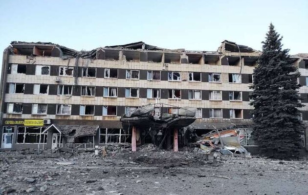 Украинские военные ликвидировали 100 оккупантов в гостинице в Красном Луче