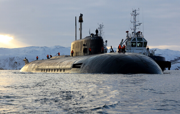 РФ спустила під воду найдовший підводний човен, який може нести надпотужні ядерні ракети
