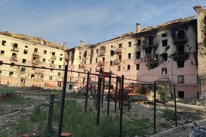Бетонные курятники: стало известно какое «жилье» строят оккупанты для жителей Мариуполя