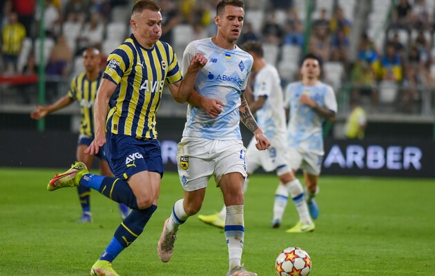 "Динамо" зіграє проти "Штурму"