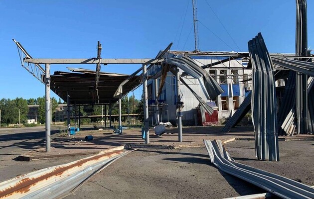Оккупанты обстреляли автовокзал Славянска