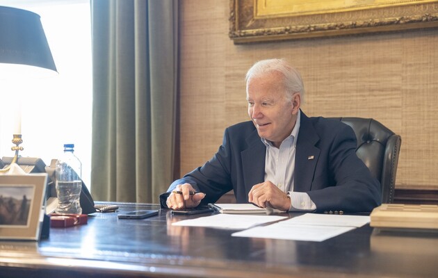 Байден продолжает болеть коронавирусом