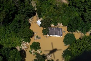 Кількість загиблих через повені в американському штаті Кентуккі зросла до 37