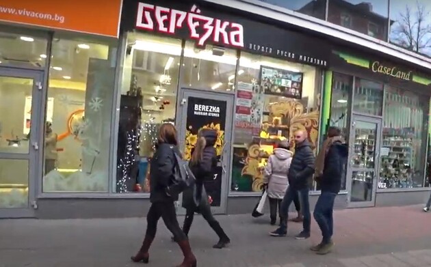 Назад в СССР – в Москве и Петербурге откроют валютные магазины сугубо для иностранцев