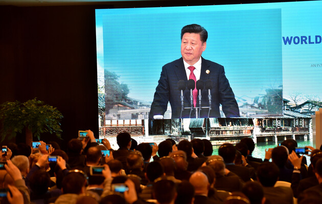 В Китае не ответили на призыв Зеленского к переговорам президентов, назвав войну 