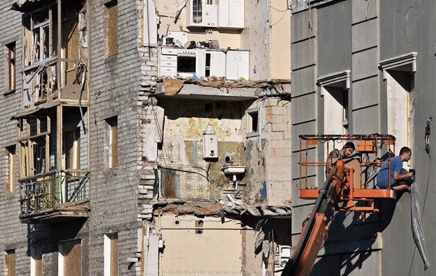 Войска РФ обстреляли три района Харькова: разрушена критическая инфраструктура