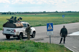 На Херсонщині окупанти планують видавати власні автомобільні номери