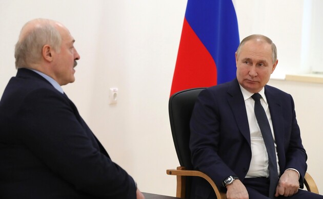 Експерт пояснив, навіщо Путін втягує Білорусь у війну проти України
