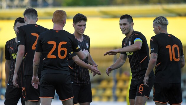 "Шахтер" одержал две победы на сборах