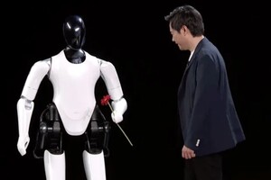 Xiaomi представила робочий прототип робота-гуманоїда