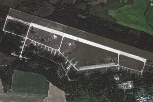 Maxar опубликовал новые снимки белорусского аэродрома «Зябровка»