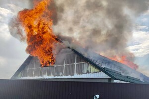 Російські окупанти обстріляли Нікополь, є поранені