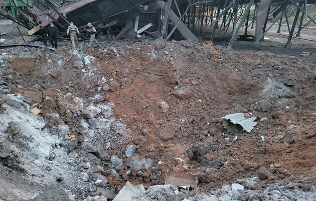 Окупанти вночі випустили ракети по Одещині. Є поранені та зруйновано базу відпочинку