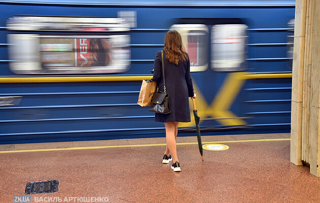 Київське метро ненадовго змінить графік роботи