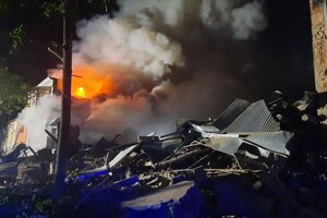 В разрушенном ударом РФ общежитии в Харькове обнаружили тела еще трех погибших