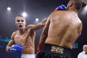 Непереможний український боксер розібрався із суперником в андеркарді бою Усик – Джошуа