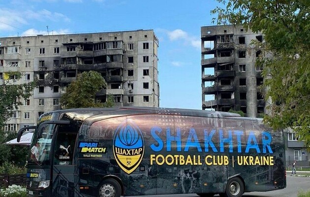 Фото опубликовал гендир "Шахтера"