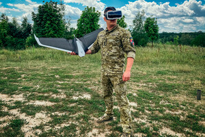 «Армия дронов» получила 100 крупных коптеров для защиты границы