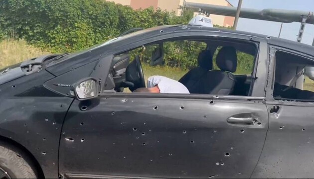 Россияне могли специально расстрелять автомобиль