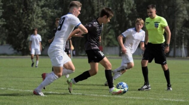 Команди дограли матч після тривоги