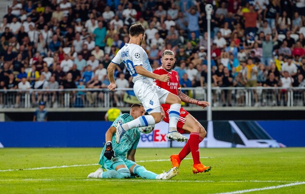 "Динамо" пропустило три гола за 15 минут