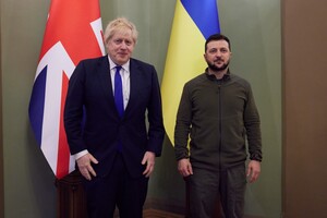 Джонсон оголосив про надання Україні нового великого пакету військової допомоги