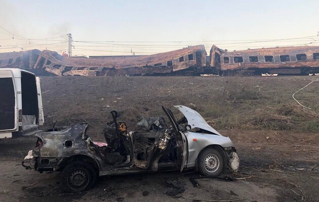 Россияне ударили по железнодорожной станции на Днепропетровщине: погибли минимум 22 человека – Зеленский