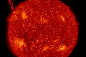 Ученые заметили необычное пятно на Солнце